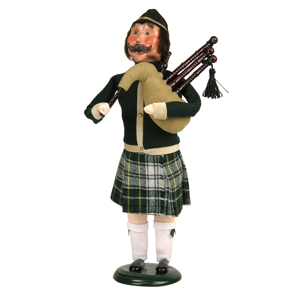 Eleven Pipers Piping