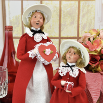 Byers' Choice - Valentine Carolers