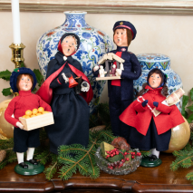 Byers' Choice - Salvation Army Collection Carolers