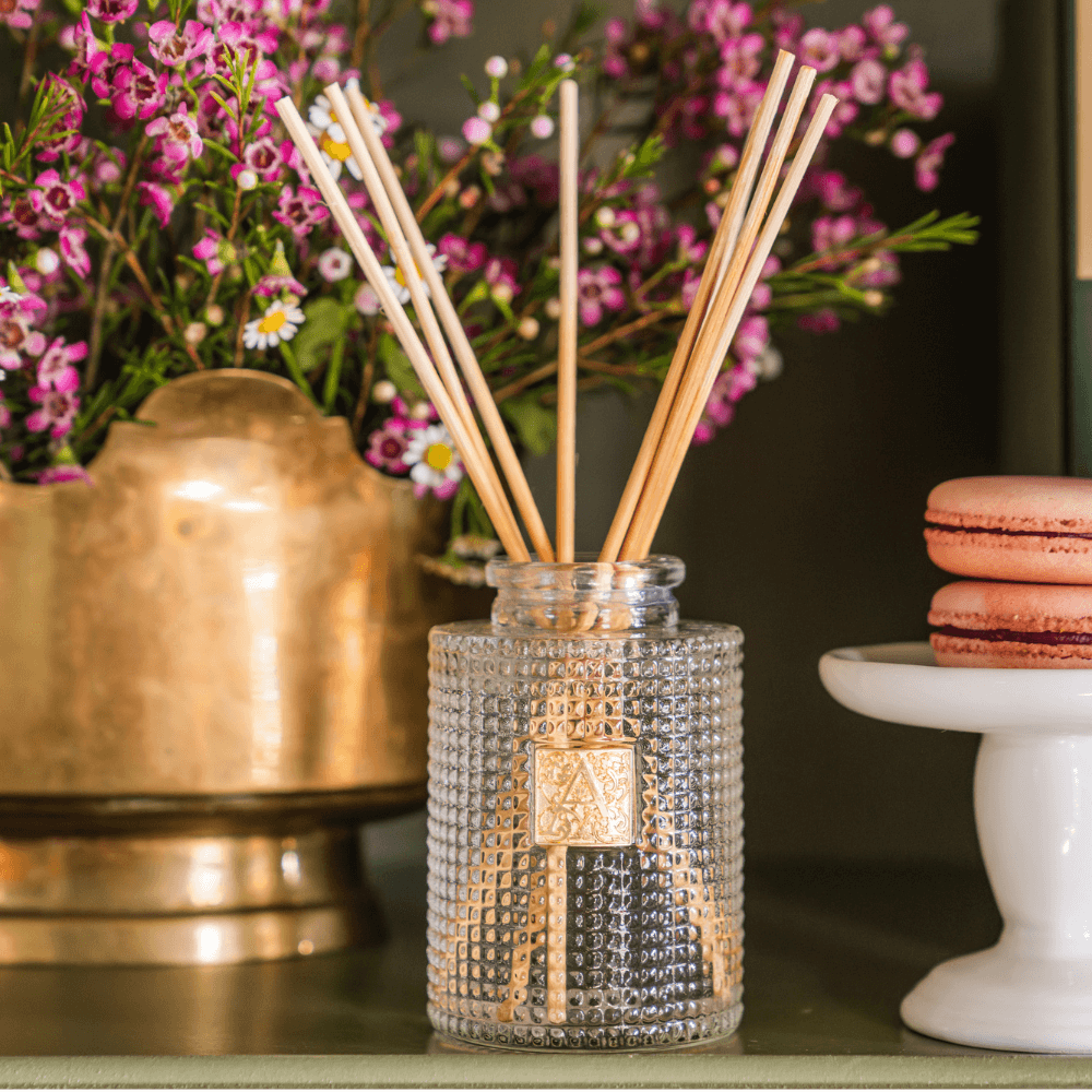 Wooden Duck Shoppe - Cinnamon Cider Reed Diffuser Set