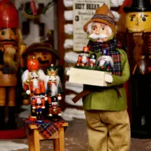 Byers' Choice - Cries of London Carolers